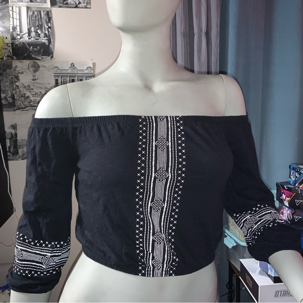 Ardene | Off The Shoulder Boho Crop Top | Black & White